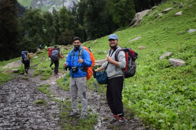 Hampta Pass Trek Guide (2026): Complete Itinerary, Cost, Best Time, Difficulty & Essential Tips